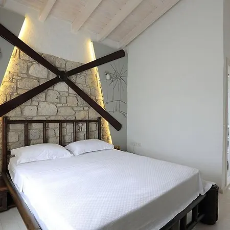 Swan Deluxe 1890 Oda ve Kahvaltı Çeşme
