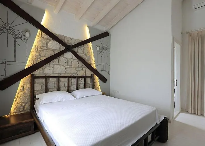Swan Deluxe 1890 Bed & Breakfast Cesme